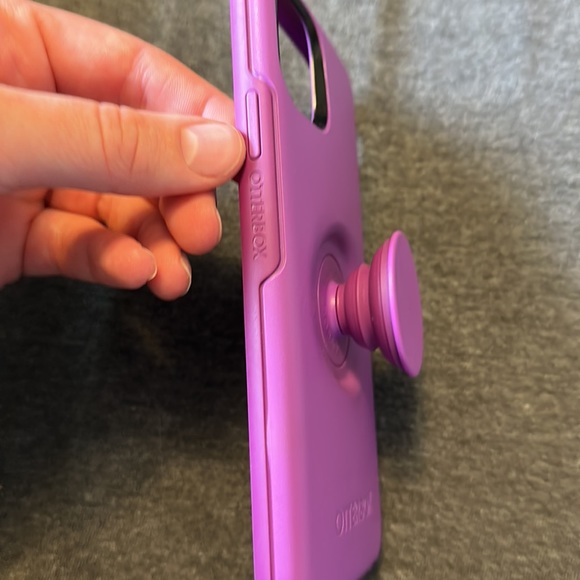 Lollipop Otterbox iPhone 11 Pro Max Symmetry Case - Picture 3 of 6
